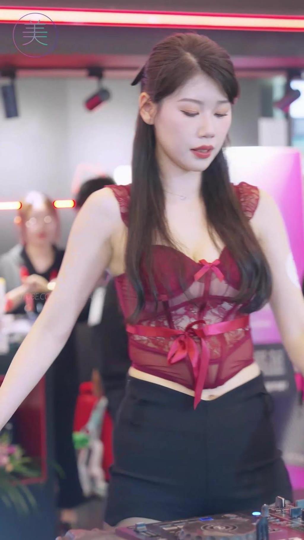 图片[2]-2024 苏州GTSHOW改装车展 Auto Salon Racing Model 17 20P-街拍流行馆